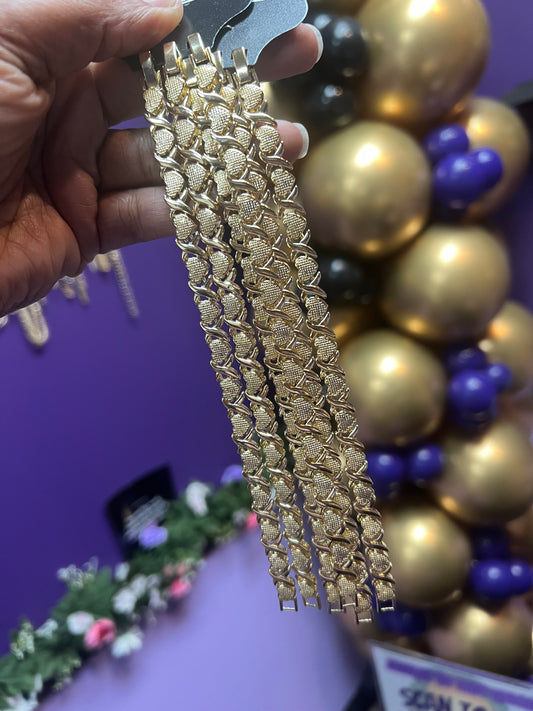 Gold XoXo
