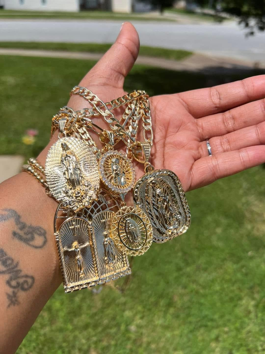 Wholesale Bundle Chains/Charms